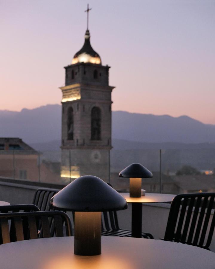 Moderne Hotel 4*